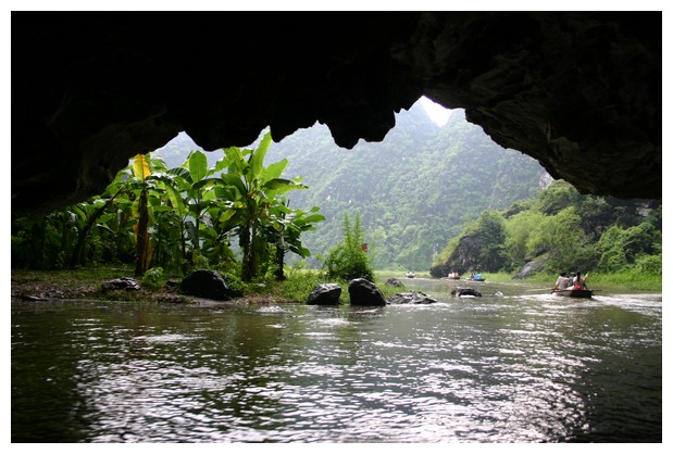 Tam Coc Cave
