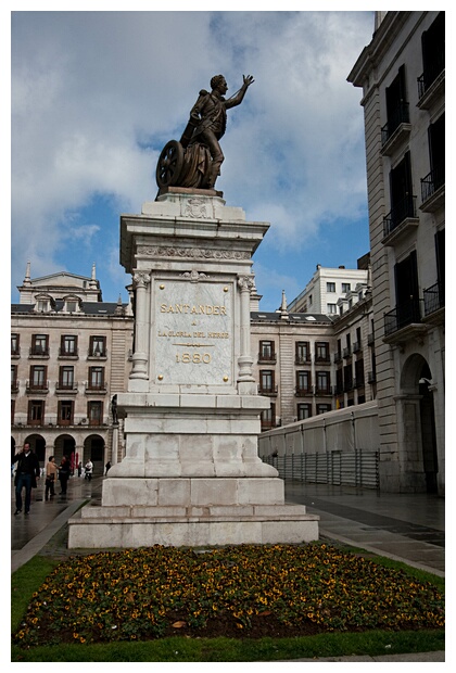 Monumento a Pedro Velarde