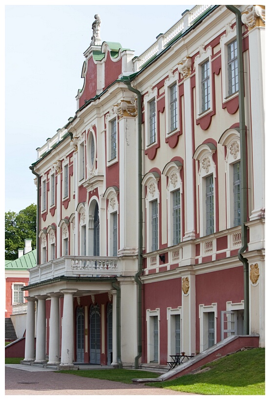 Kadriorg Palace