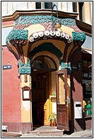 Art-Nouveau Entryway