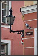 Pikk Streetlamp