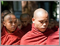 Amarapura Monks 