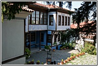 Hindliyan House