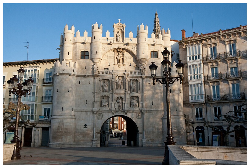 Puerta de Santa Mara