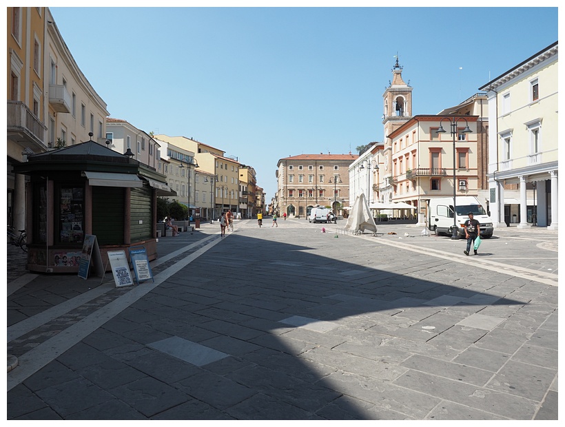 Piazza tre Martiri