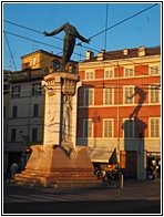 Monument to Filippo Corridoni