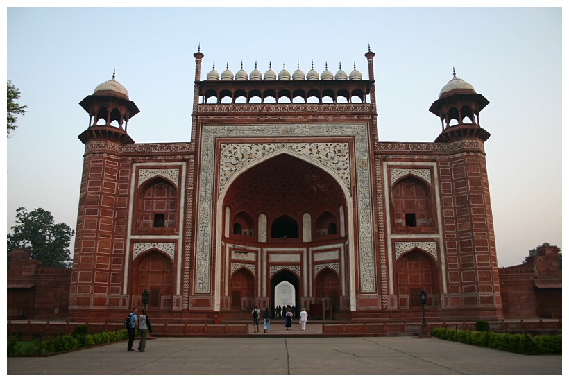 Taj Mahal Gateway