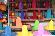 Coloured powders