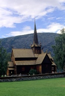 Lom Stave Church