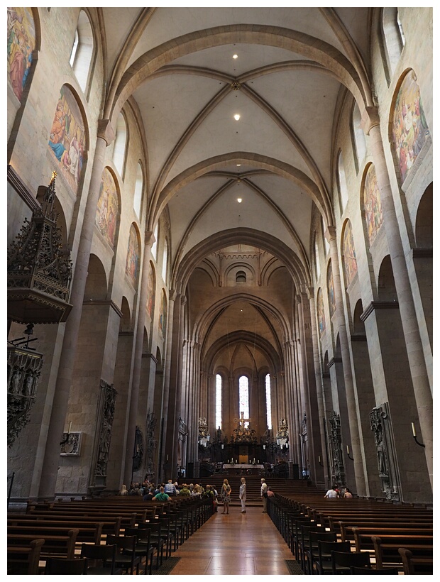 Saint Martin and Saint Stephen Cathedral