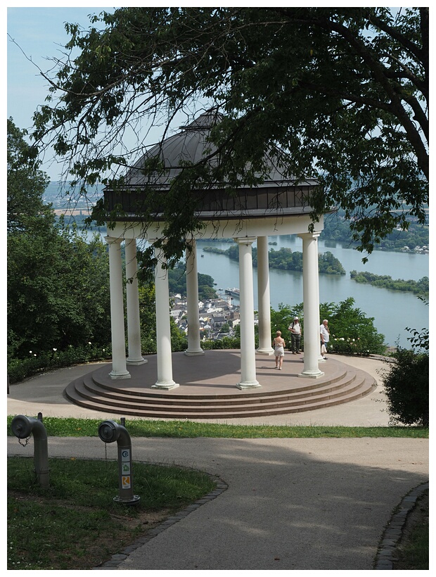 Niederwald Monument