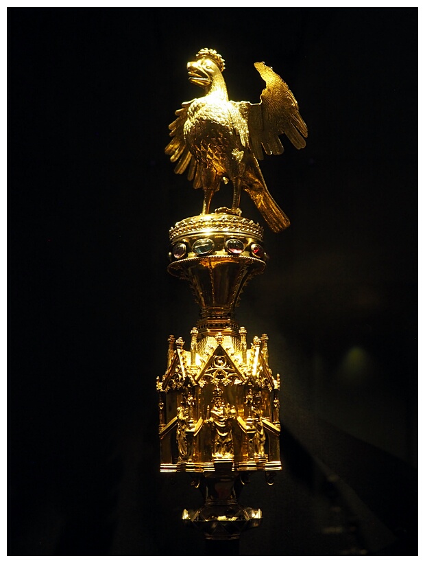 Aachen Cathedral Treasure