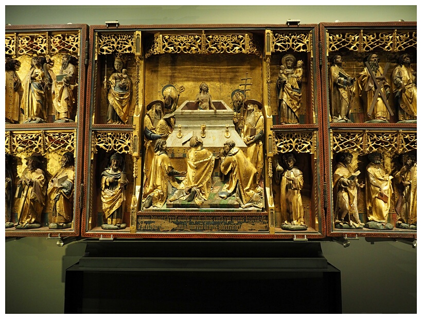 Aachen Cathedral Treasure