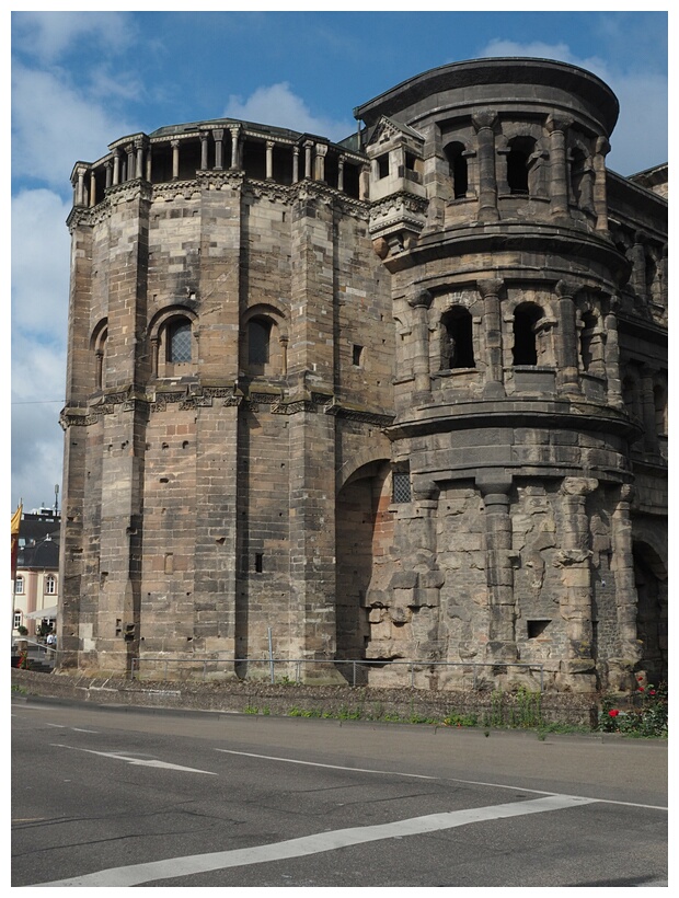 Porta Nigra