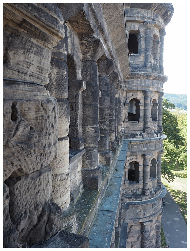 Porta Nigra