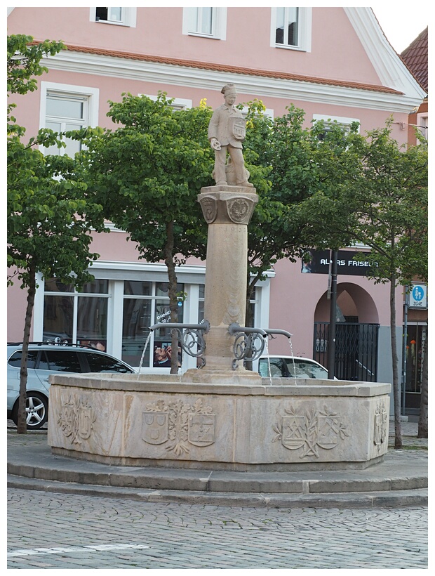 Pretzel Fountain