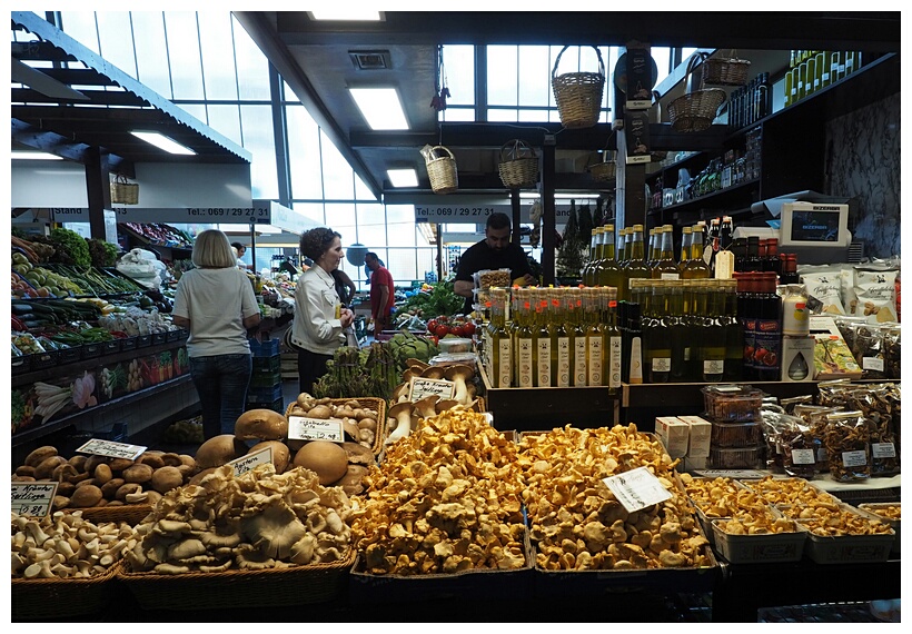 Kleinmarkthalle (Market Hall) 