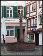 Kirschgarten Square