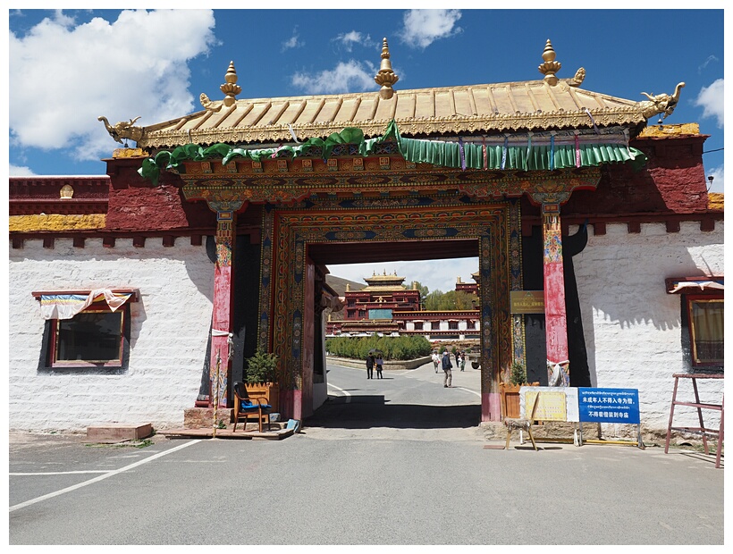 Ganden Thubchen Choekhorling Monastery 