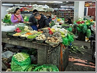 Tomsikhang Market