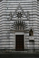 Puerta del Baptisterio