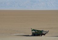 Barca en el desierto