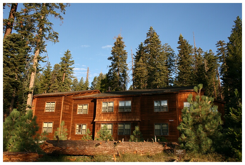 Wuksachi Lodge