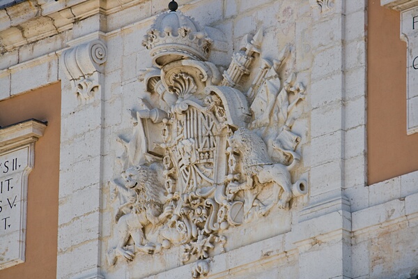 Escudo de Fernando VI