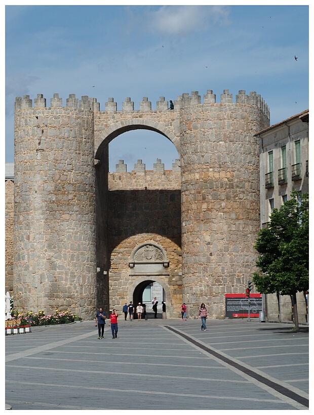 Puerta del Alczar