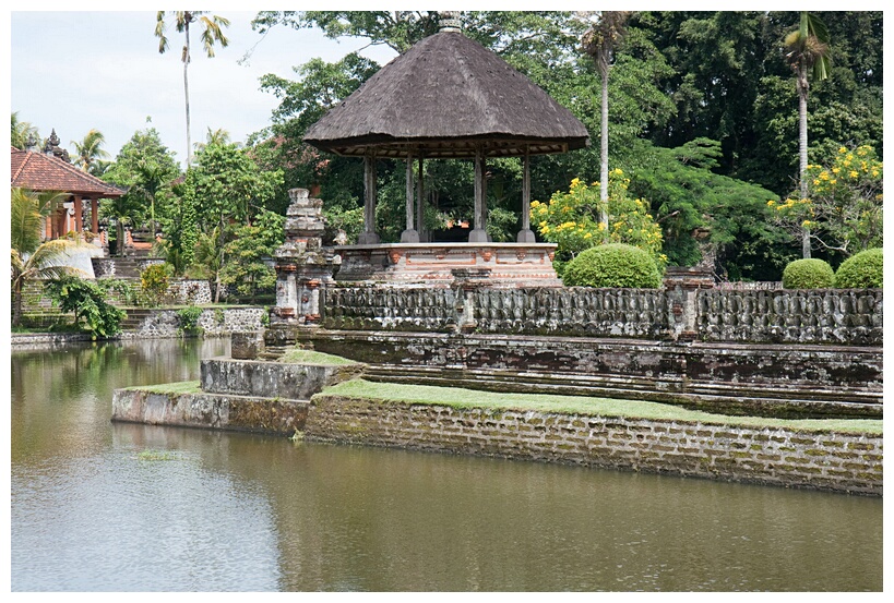 Pura Taman Ayun