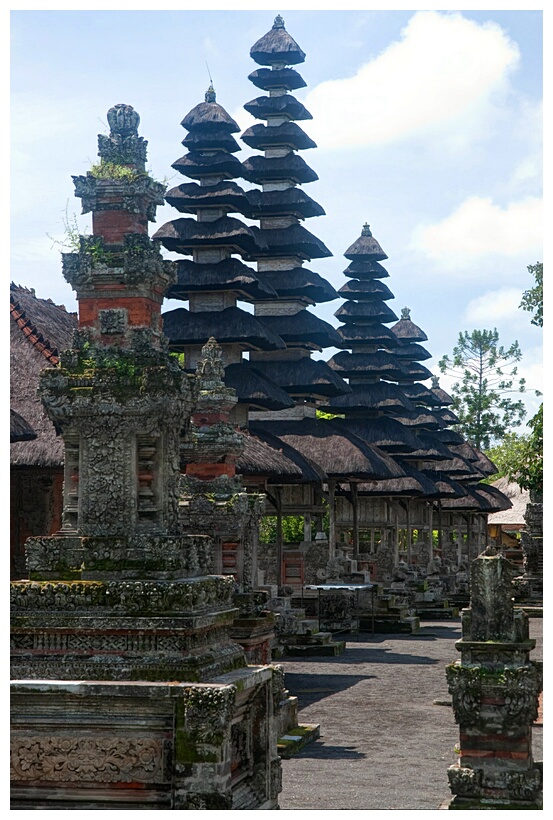 Pura Taman Ayun