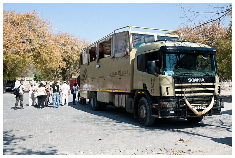 Safari Truck