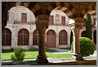 Claustro