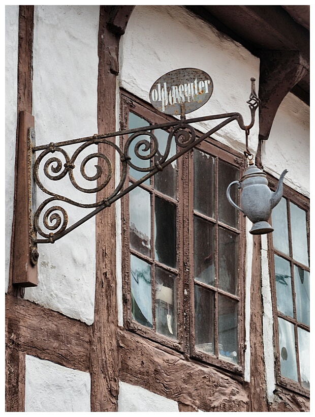 Old Pewter Sign