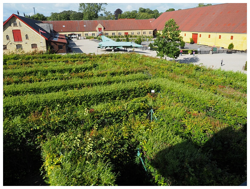 Egeskov Slot Maze