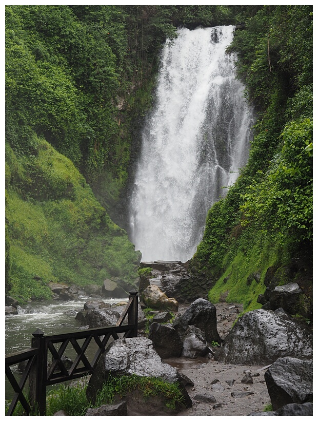 Cascada de Peguche