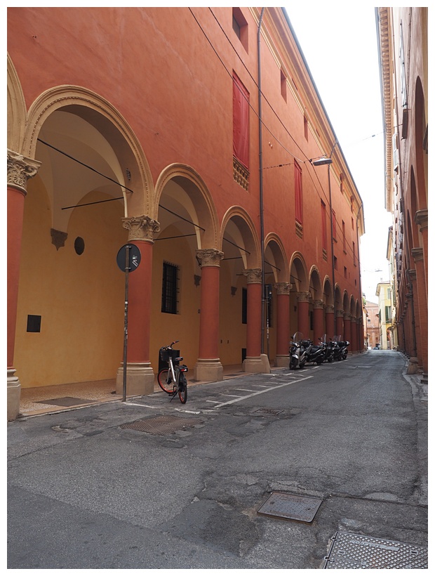 Porticoes of Bologna