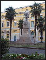 Piazza Giuseppe Garibaldi