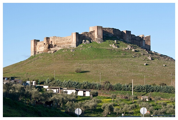 Castillo de Montemoln