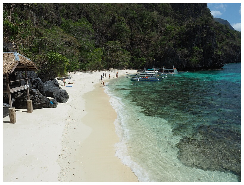 Cadlao Island