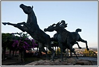 Monumento al Caballo Salvaje