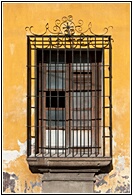 Ventana Colonial