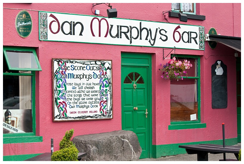 Dan Murphy's Bar