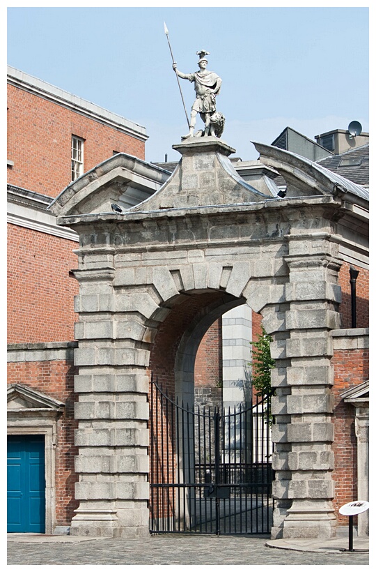 Entrace to Dublin Castle