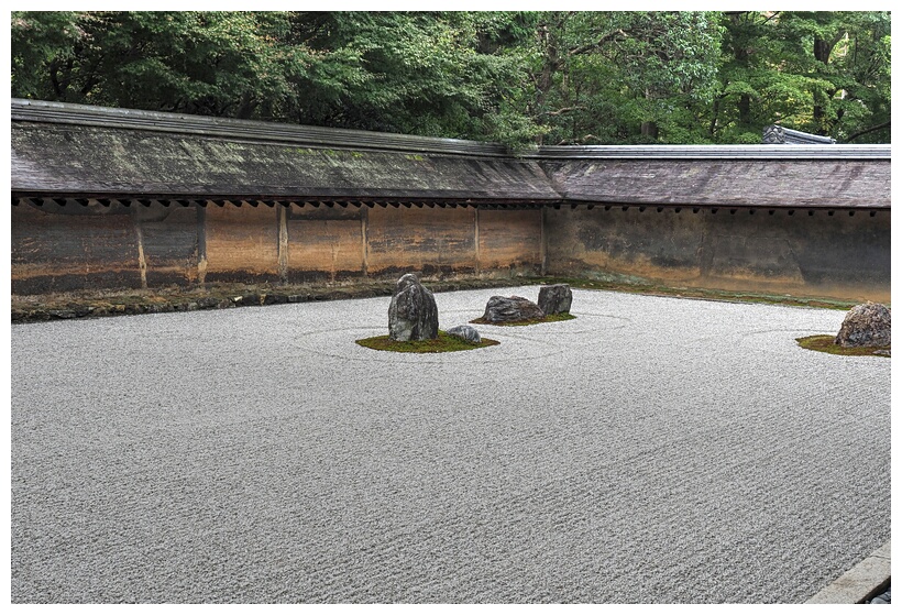 Dry-Landscape Garden