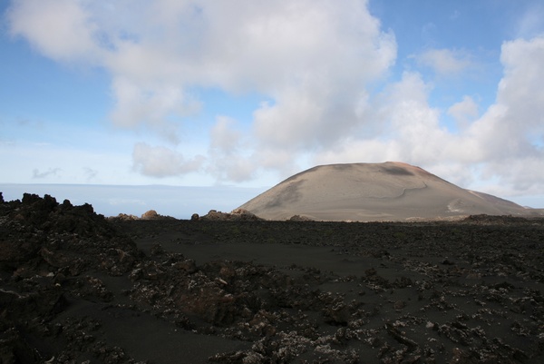 Lavas, Cenizas y Volcanes