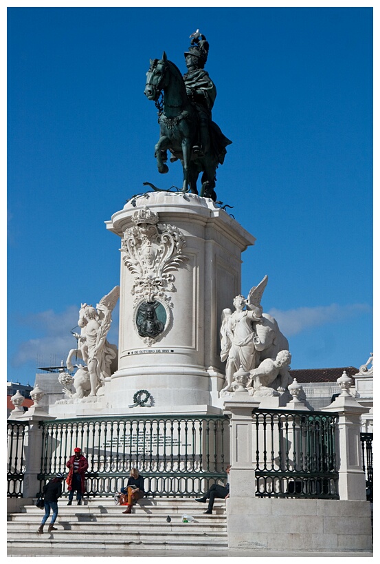 Estatua Ecuestre