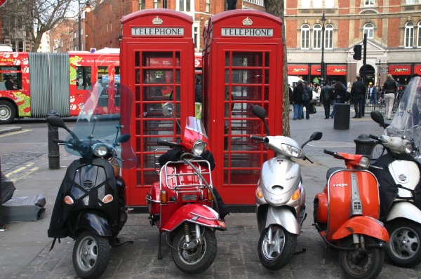 Cabinas y motos