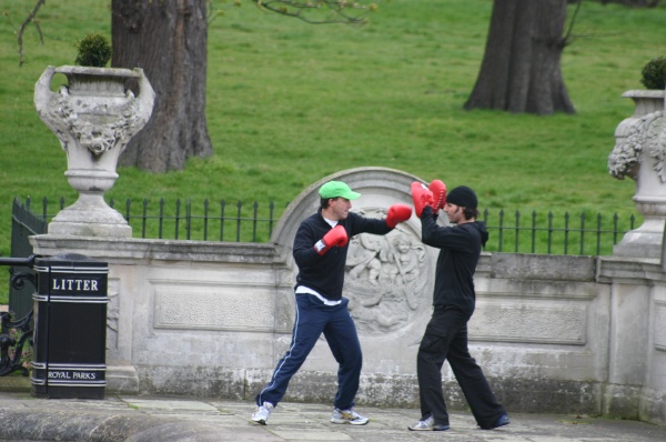 Practicando el boxeo