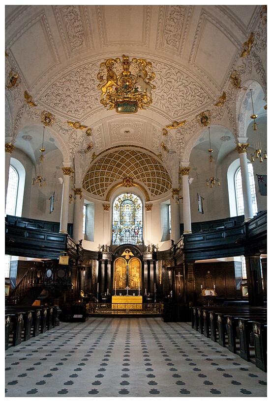 St Clement Danes